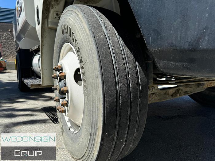 Used 2009 International MA025 Water/Tank