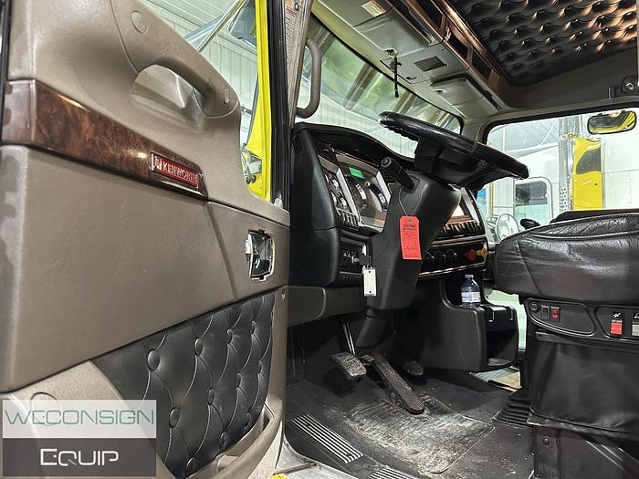 Used 2019 Kenworth W900L Sleeper Tandem Yellow