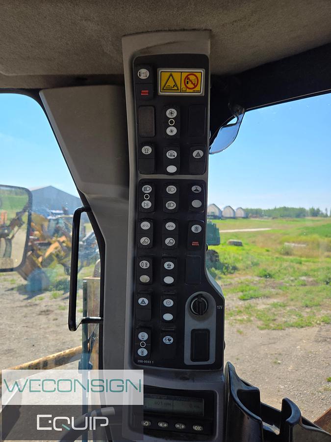 Used 2014 CAT 140M Grader