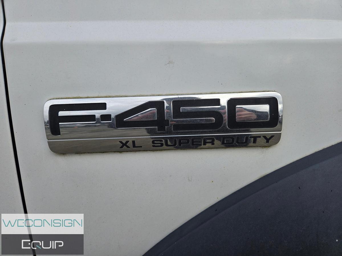 Used 2006 Ford F450 XL Flat Deck Knuckle Boom Truck