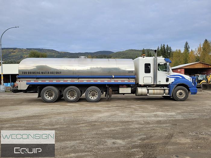 Used 2007 Freightliner Columbia Water/Tank