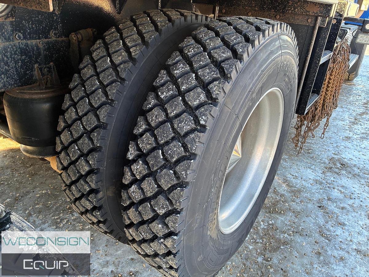 Used 2015 Kenworth C500 Tri-Drive Winch Truck