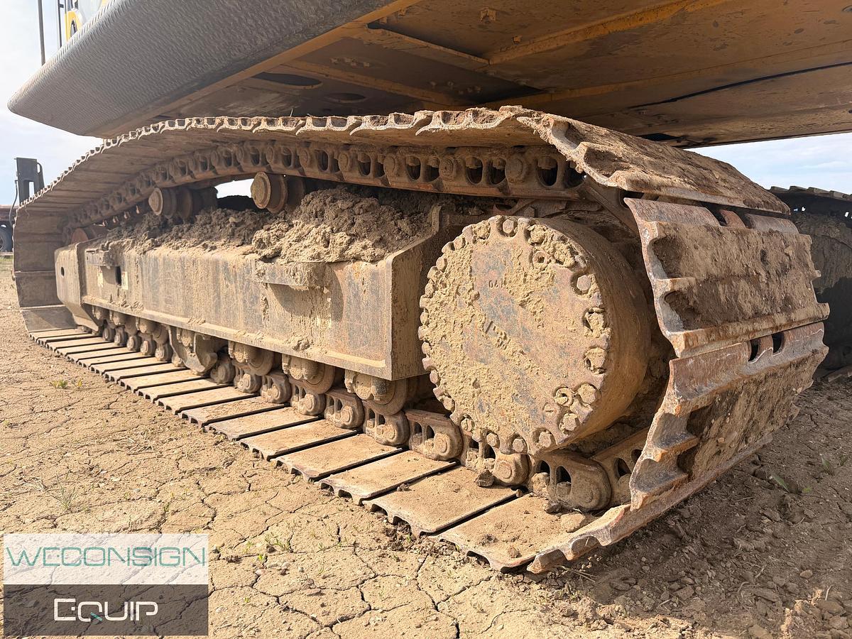 Used Komatsu PC170LC-10 Excavator