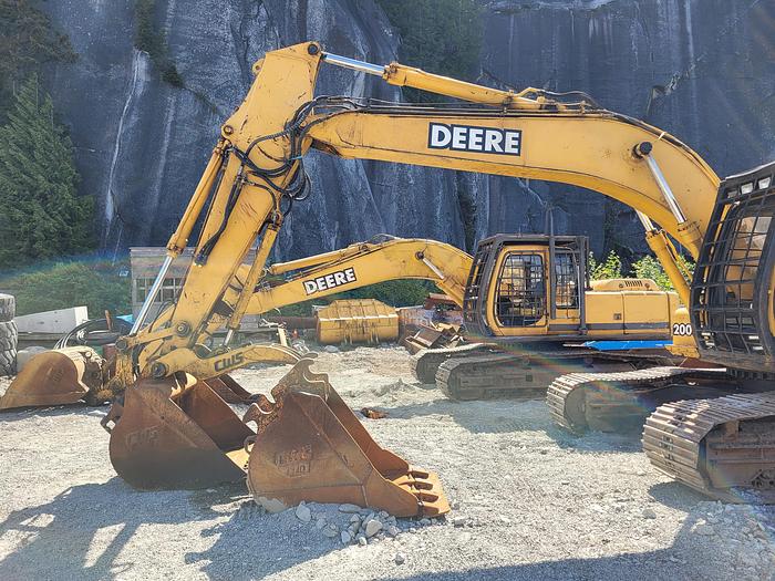Used 1997 John Deere 200LC  Excavator