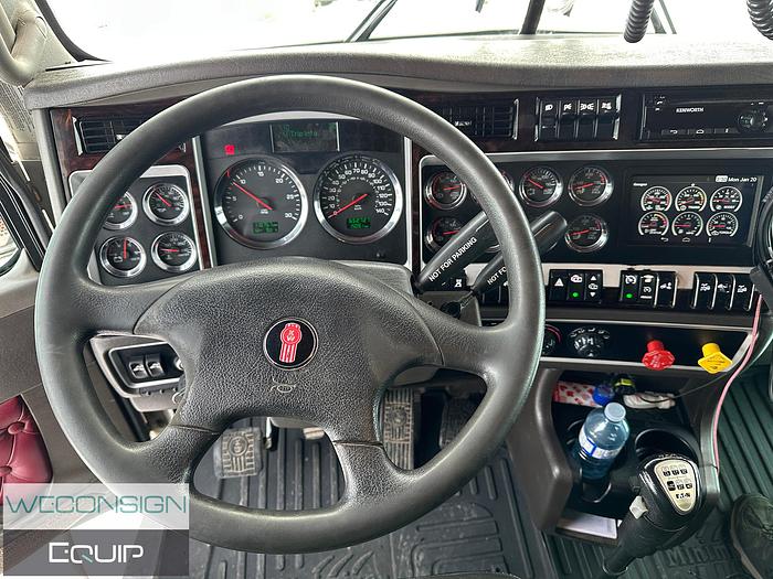Used 2020 Kenworth T800 TA Winch Truck