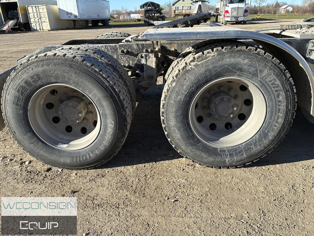 Used 2014 Peterbilt 384