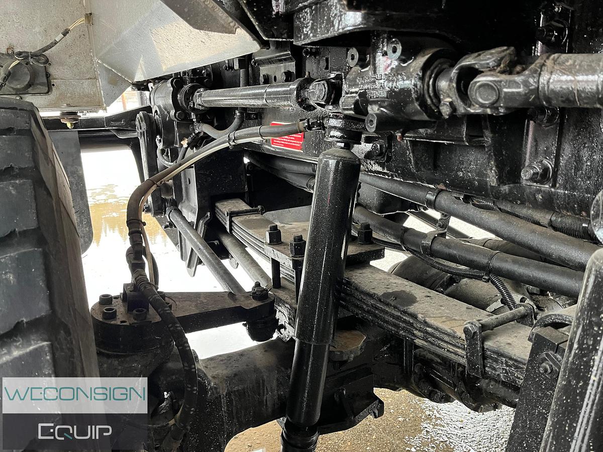 Used 2007 Western Star 6900XD 8x8 Bed Truck