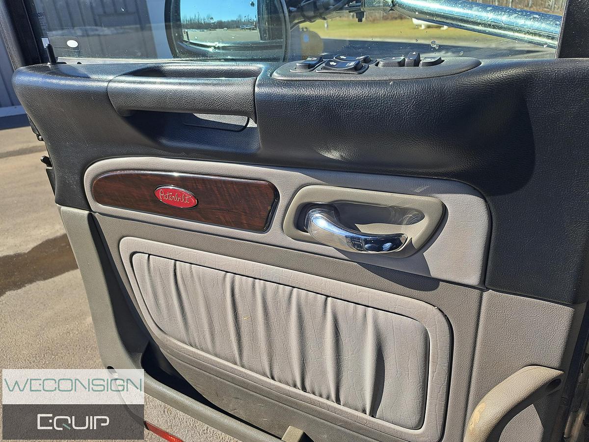 Used 2022 Peterbilt 389 Sleeper Truck Tractor