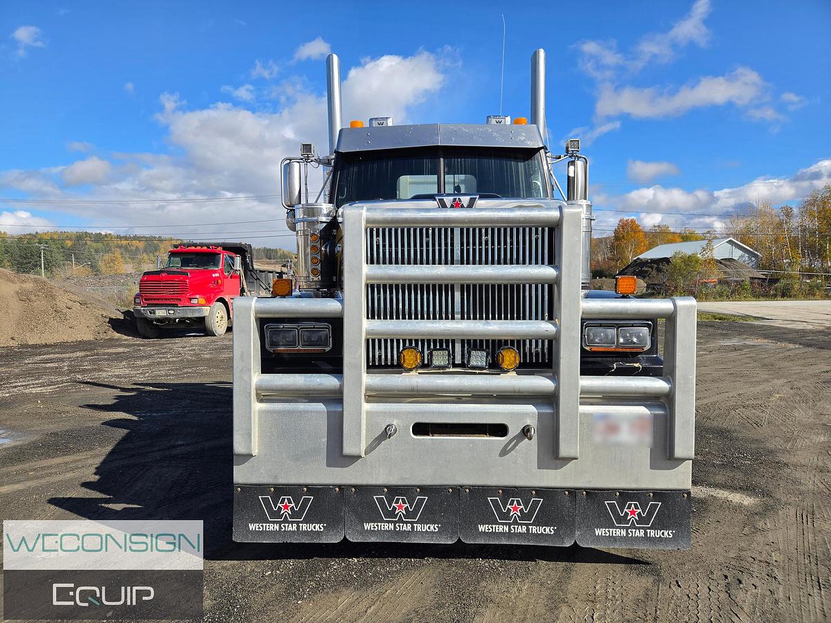 Used 2022 Western Star 4900SF Heavy Haul Truck Tractor