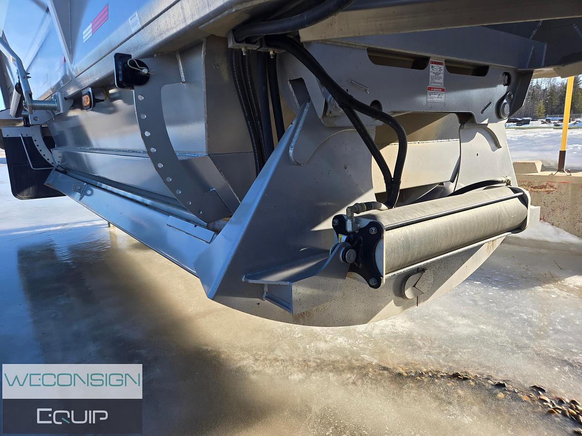 Used 2022 Midland MG43TC3000X Clam Dump Trailer