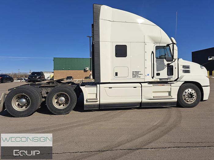 Used 2024 Mack  Anthem Hwy Tractor