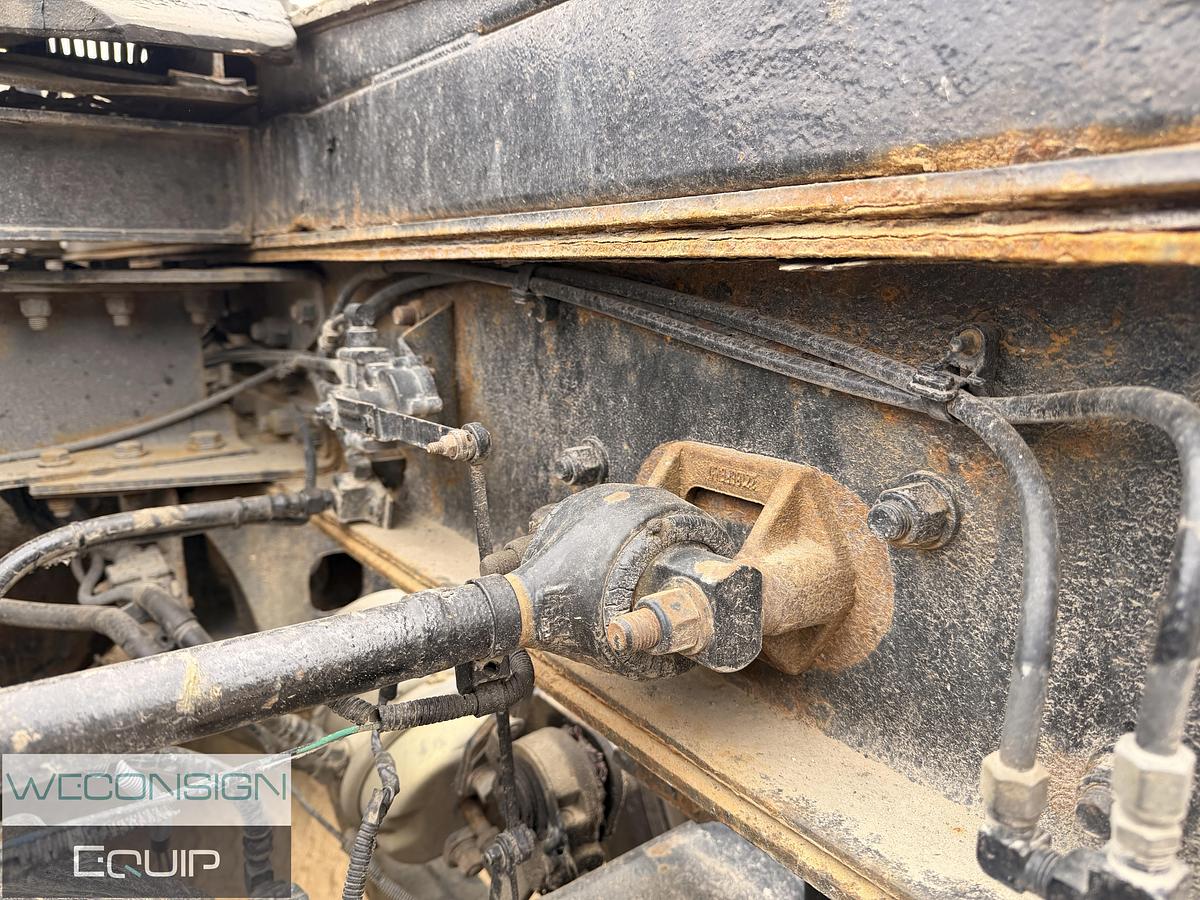 Used 2009 Kenworth T800 Winch Truck