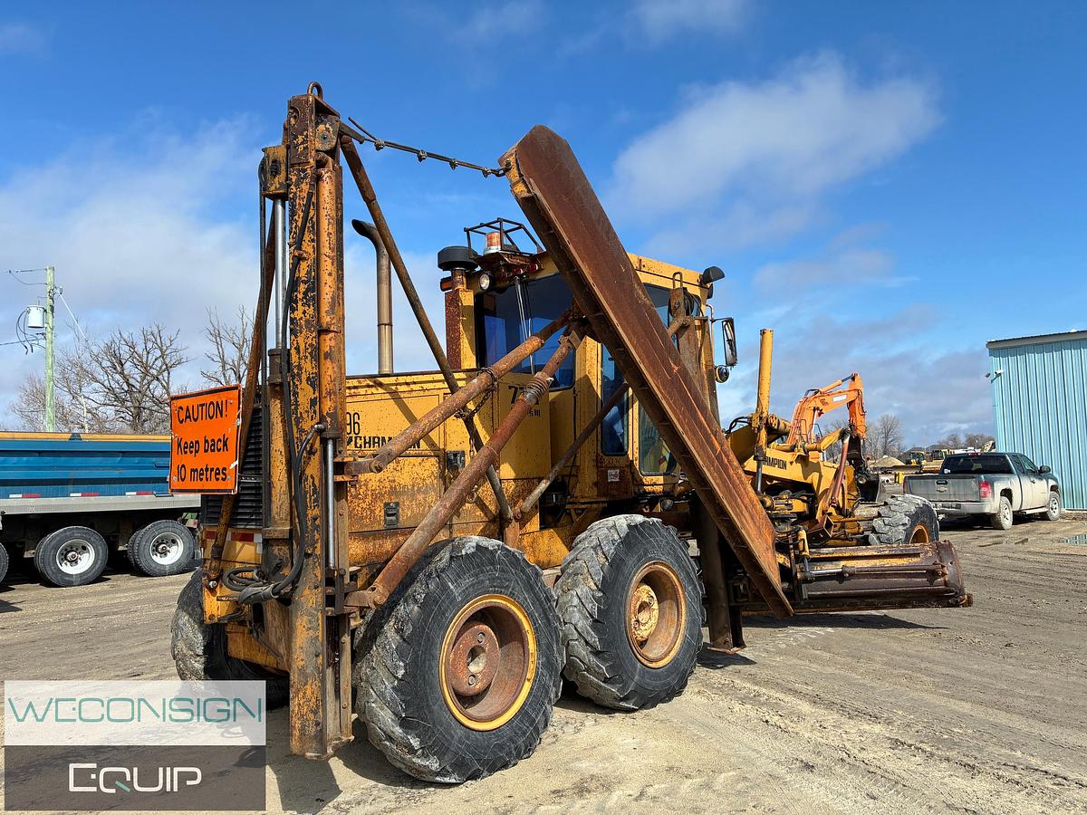 Used 1996 Champion 730