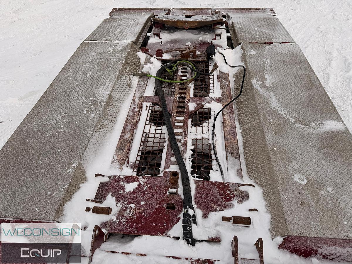 Used 2011 Kenworth T800 Tri Drive Texas Bed Truck