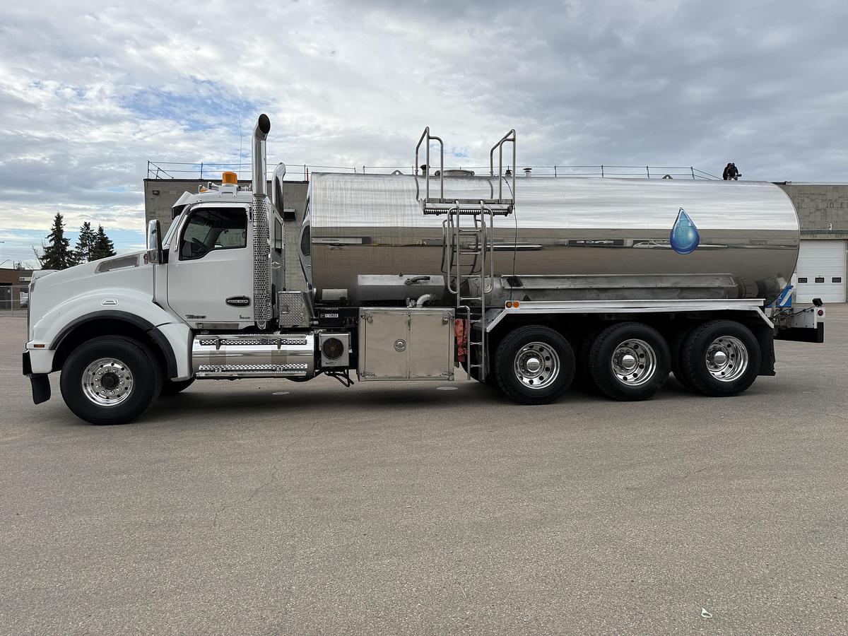Used 2019 Kenworth T800