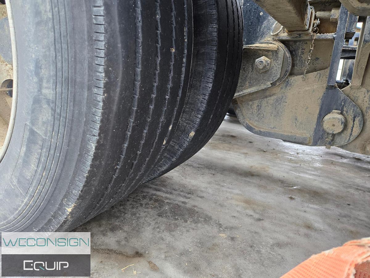 Used 2014 Pacesetter 55T 9 Axle Lowbed/Lowboy Trailer Combination