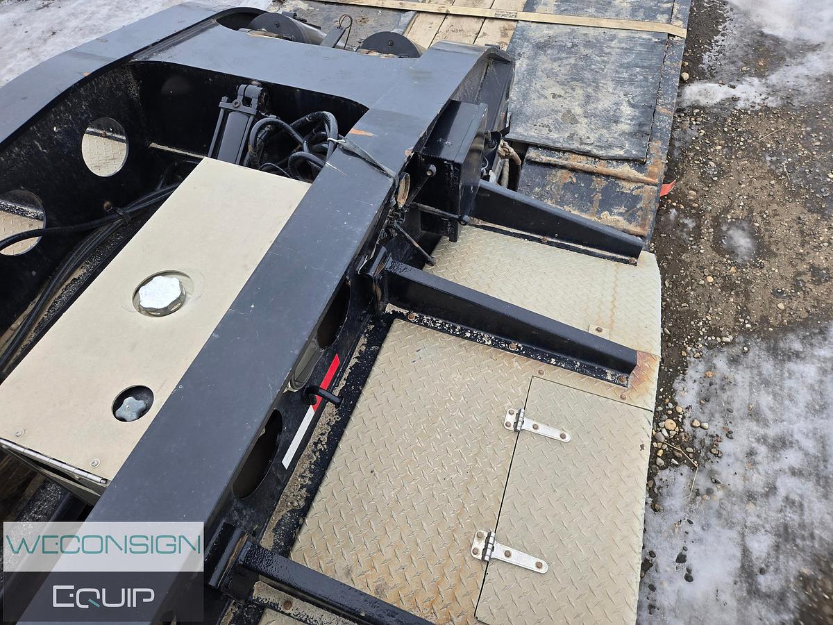 Used 2014 Pacesetter 55T 9 Axle Lowbed/Lowboy Trailer Combination