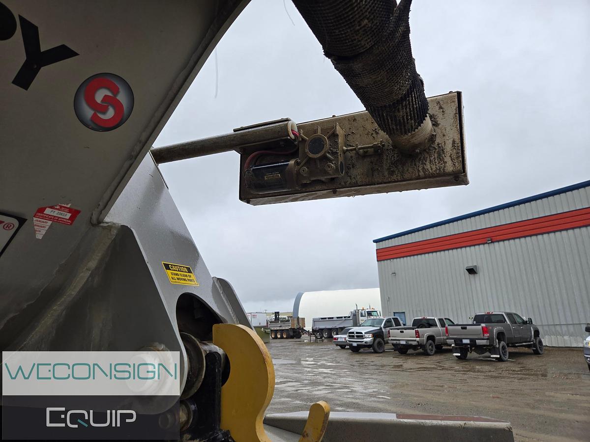 Used 2024 Cross Country Side Dump