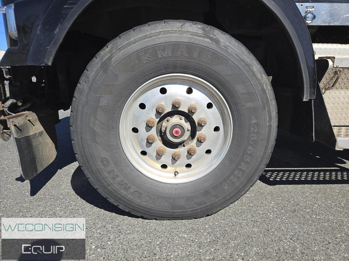 Used 2007 Kenworth T800 TA Lowbed Truck/ Tractor