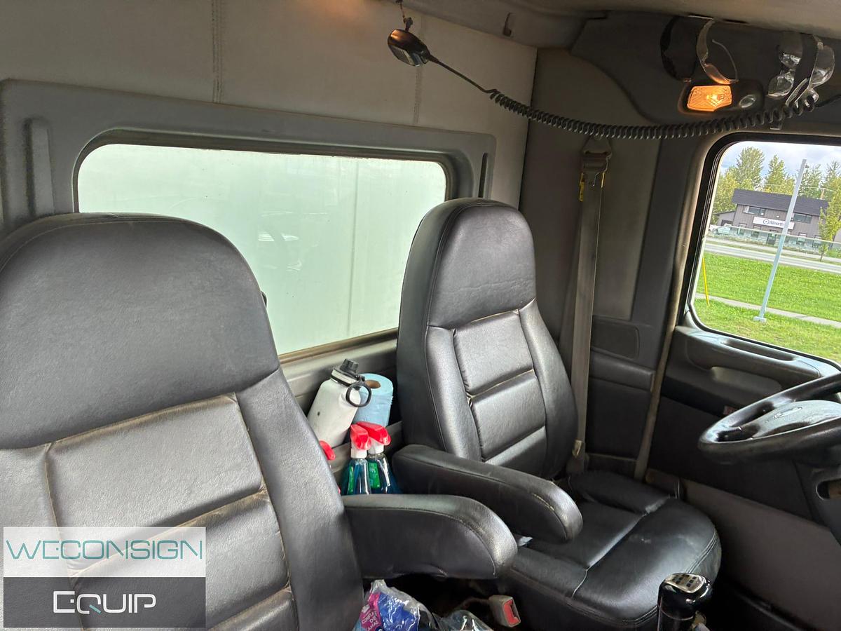 Used 2016 Kenworth T800 Tri Axle Hydrovac