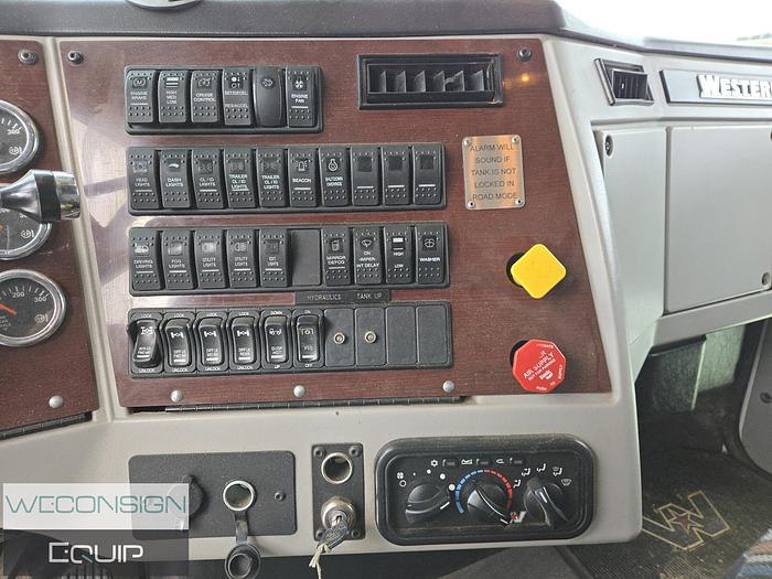 Used 2020 Western Star 4900 Tri-Drive DOT Combo Vacuum Truck