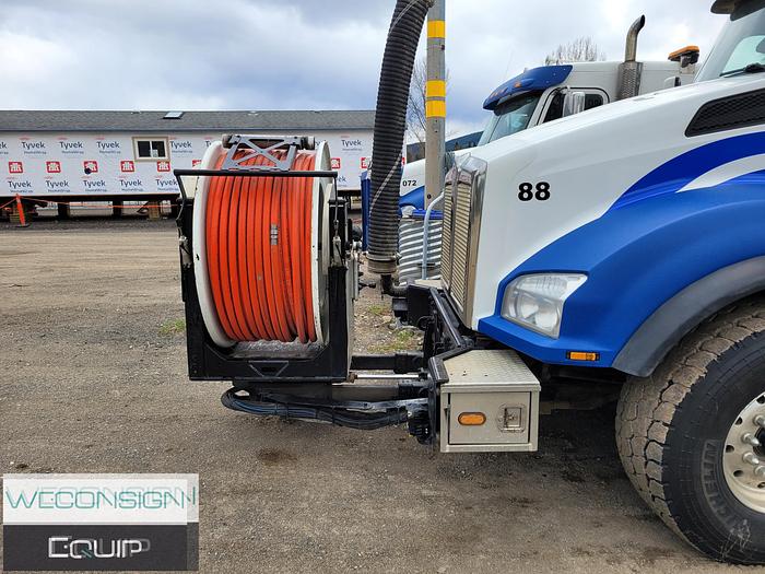 Used 2016 Kenworth T880 Hydro Excavator