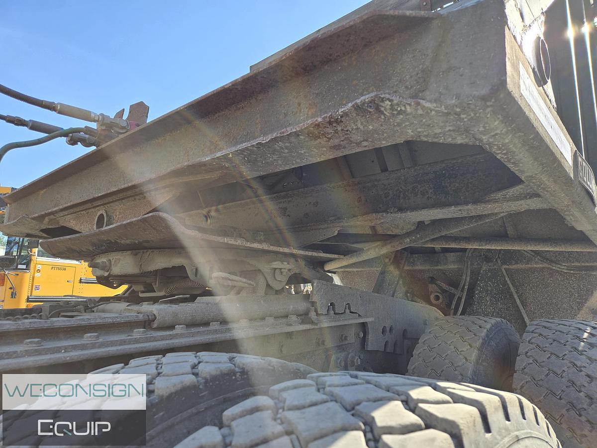 Used Columbia STCD-25 Belly Clam Dump