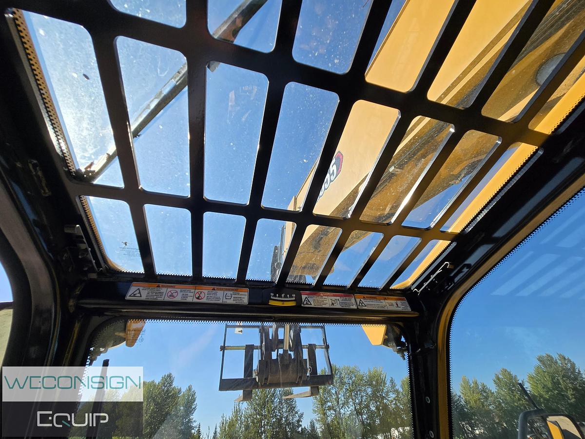 Used 2023 CAT TL1055