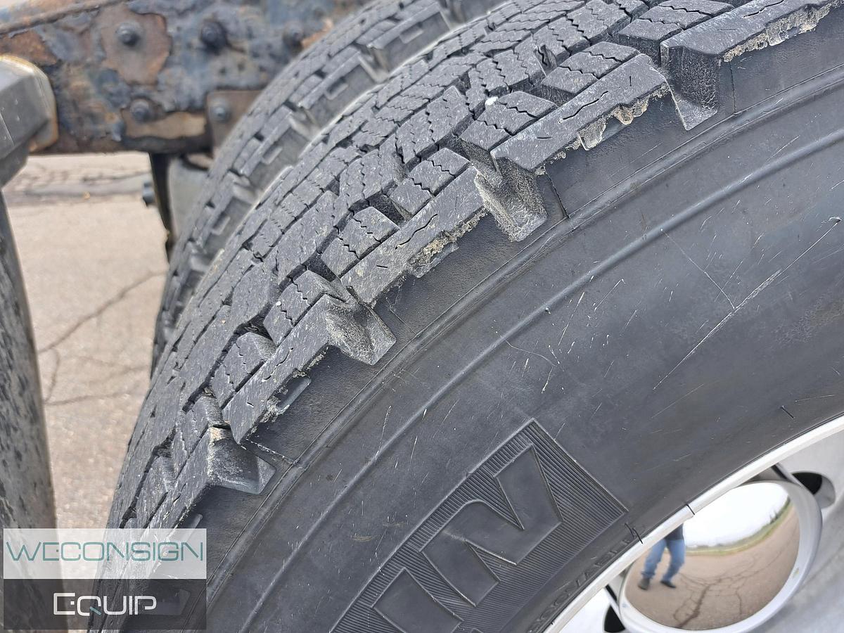 Used 2020 Freightliner Cascadia