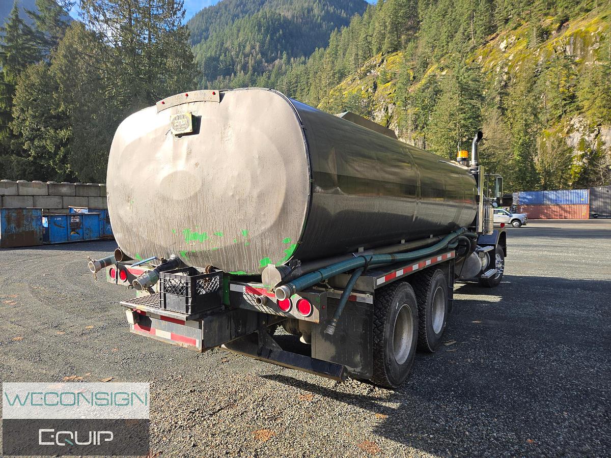 Used 1974 Kenworth TA Water Truck