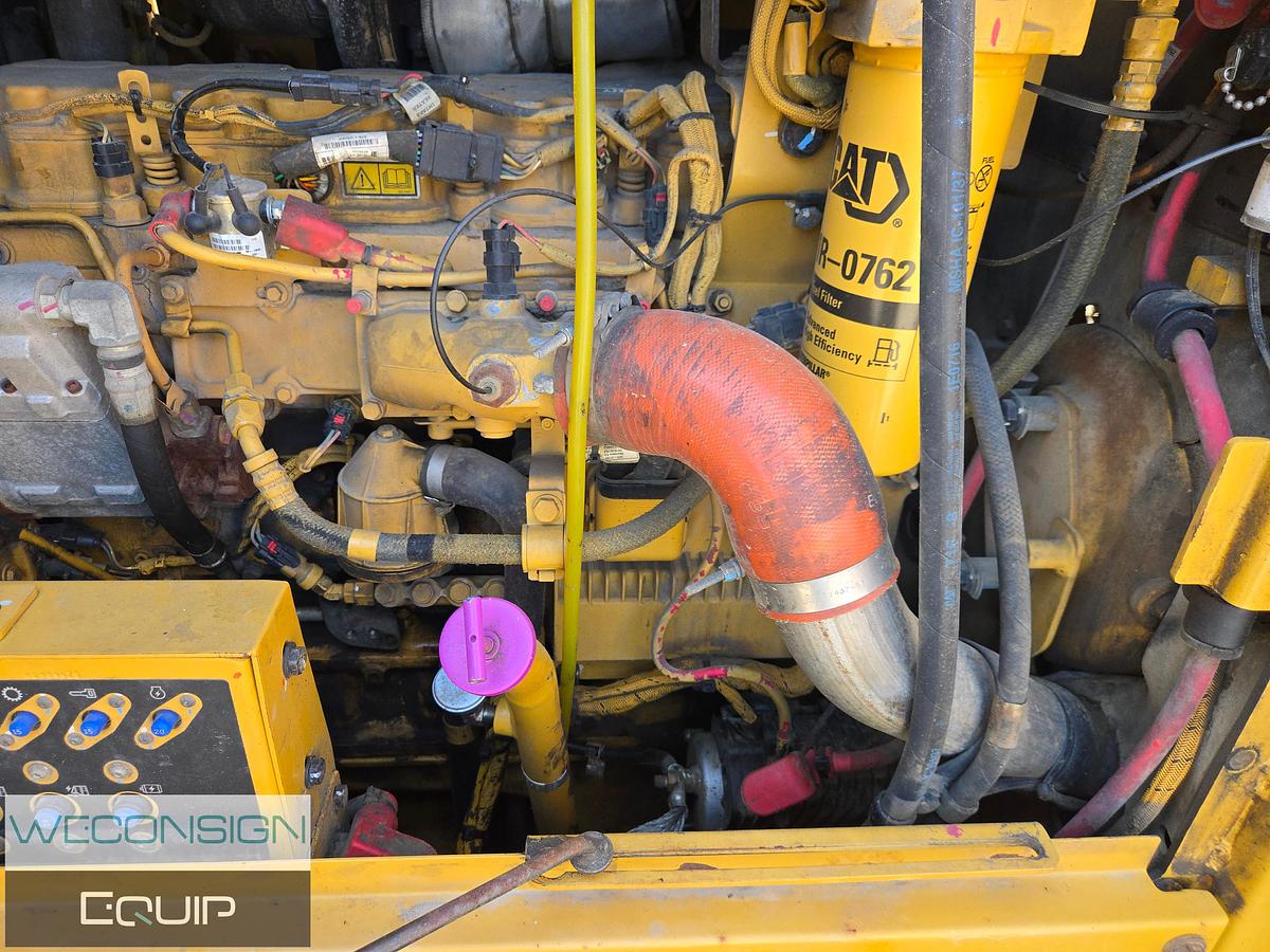 Used 2014 CAT 140M Grader