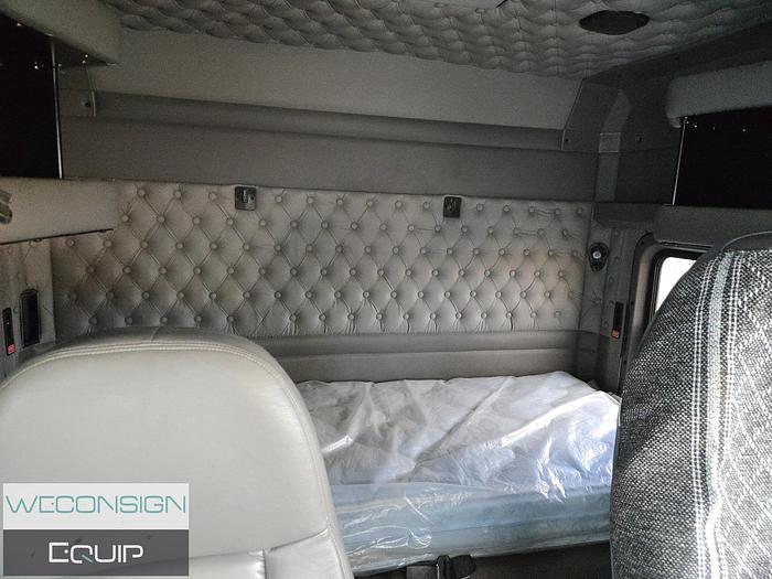 Used 2015 Kenworth T800 Tri Drive Code Semi Vac