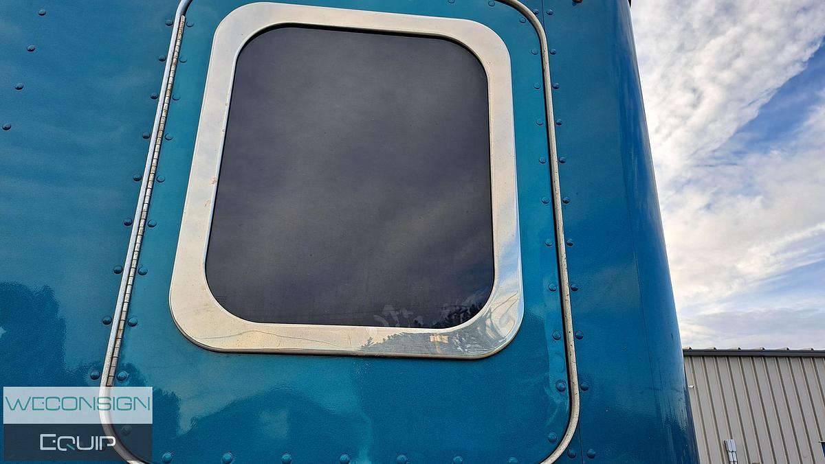 Used 2001 Kenworth W900B