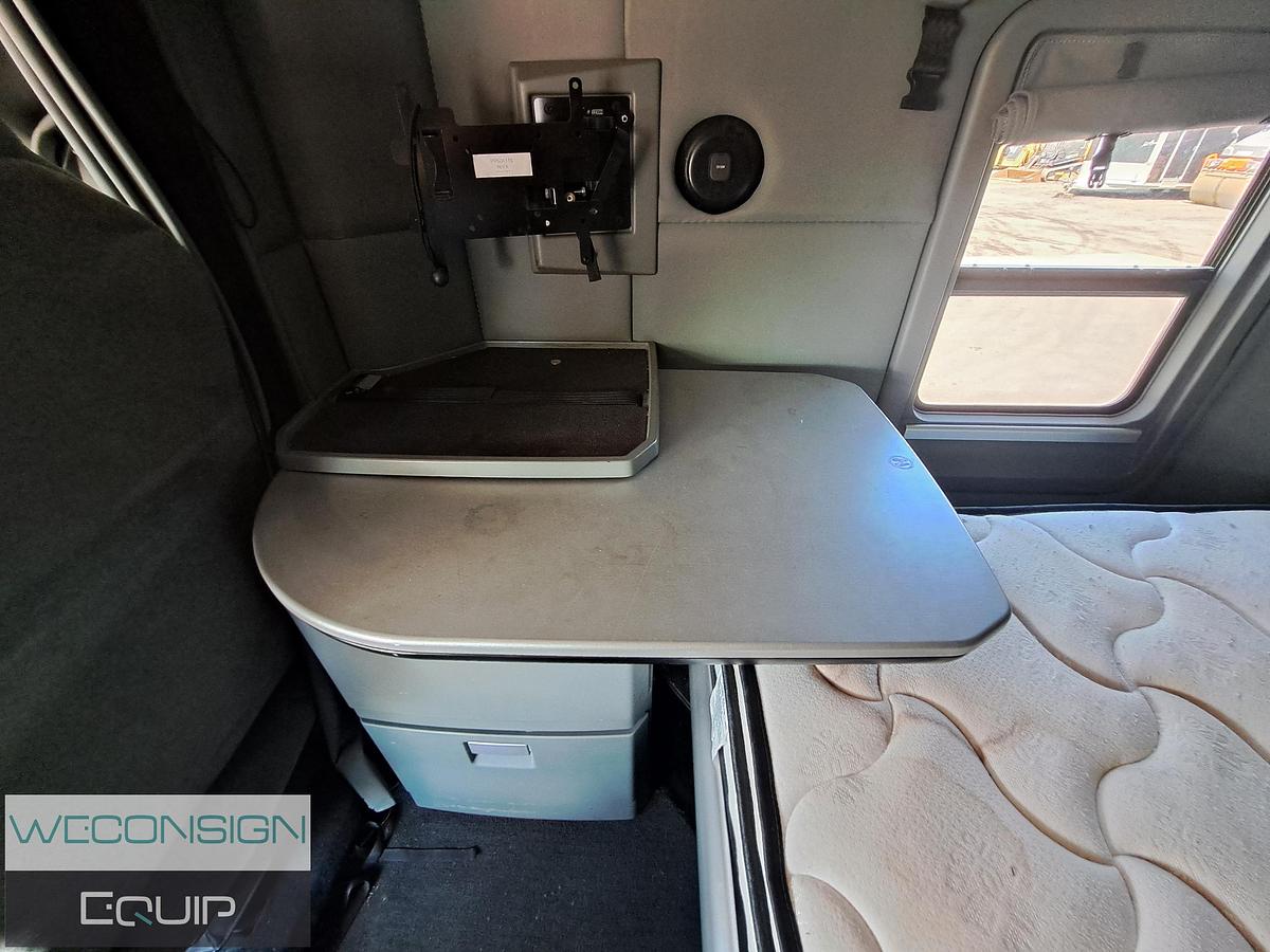 Used 2016 Kenworth T680