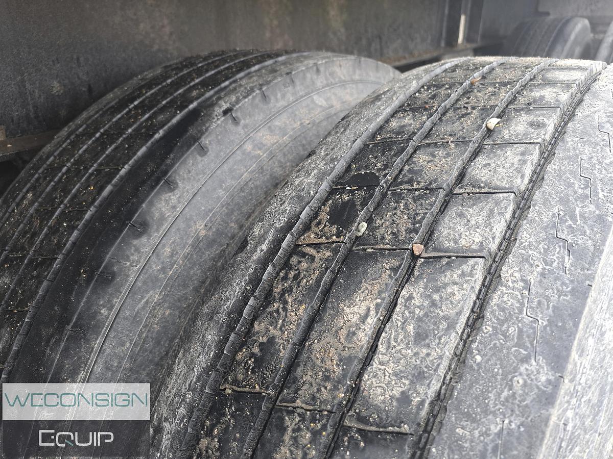 Used 2017 Wilson CF-1090 Combo Flatbed