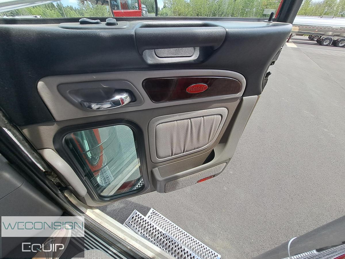 Used 2020 Peterbilt 389