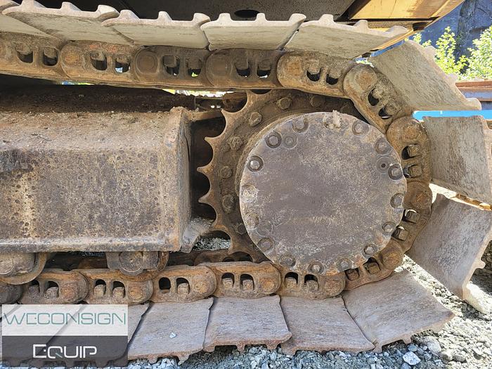 Used 2001 John Deere 200LC Excavator