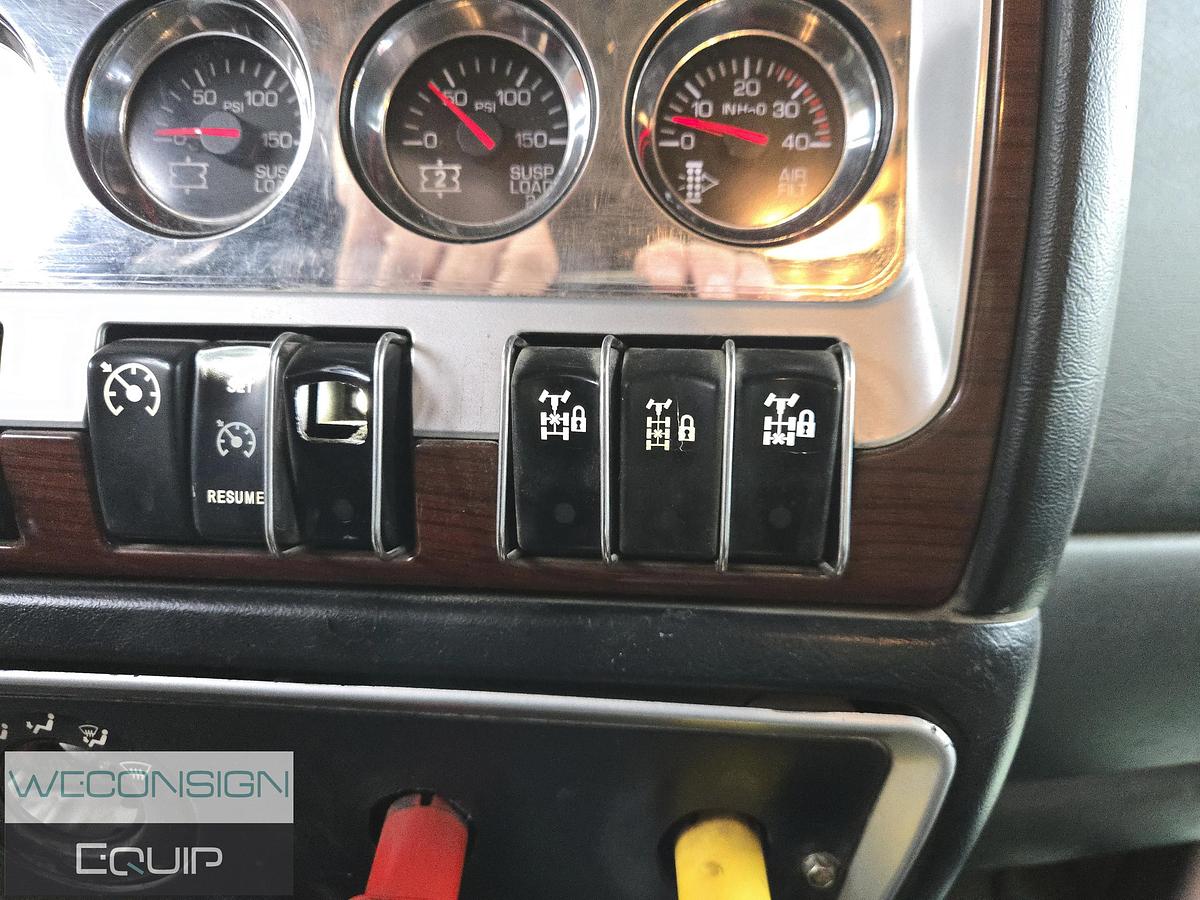 Used 2008 Kenworth T800 Tri Drive Stone Slinger