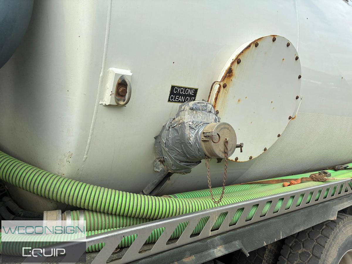 Used 2016 Kenworth T800 Tri Axle Hydrovac