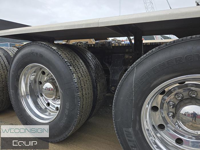 Used 2021 Peterbilt 567 Tri Drive Truck Tractor