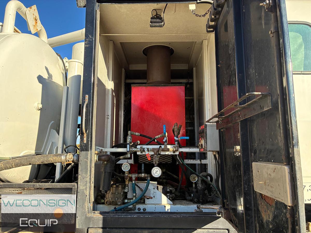 Used 2012 Freightliner Coronado SD Combo Vacuum Truck