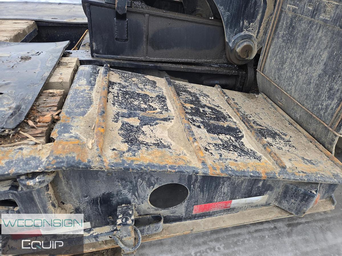 Used 2014 Pacesetter 55T 9 Axle Lowbed/Lowboy Trailer Combination