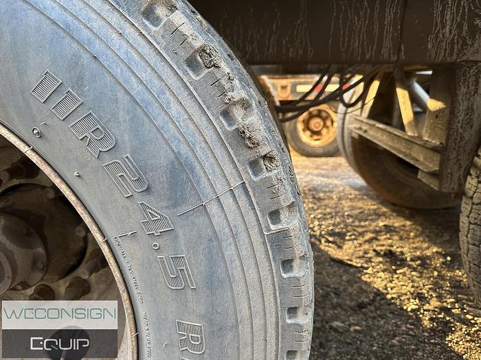 Used 2014 Midland MG38TC3000 Tridem Belly Dump