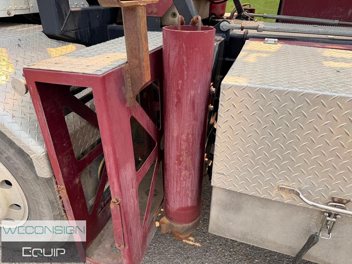 Used 2007 Freightliner FLD120 Snubbing Unit