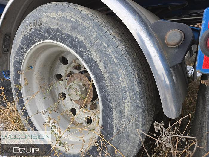 Used 2015 Doepker B-Train Curtainside