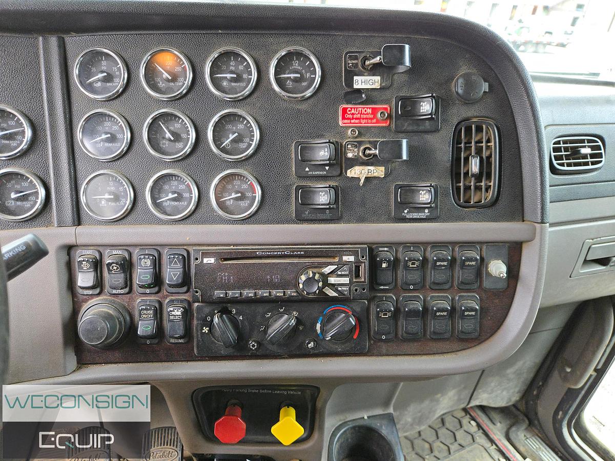 Used 2015 Peterbilt Tri-Axle Hydrovac