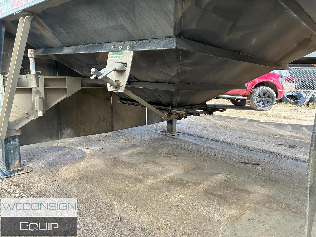 Used 2024 Lode King Super B Grain Trailer