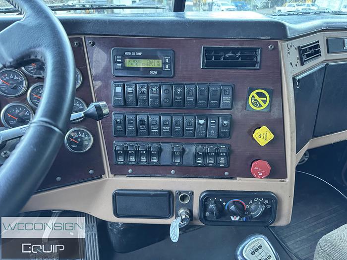 Used 2014 Western Star 4900 TA Tractor