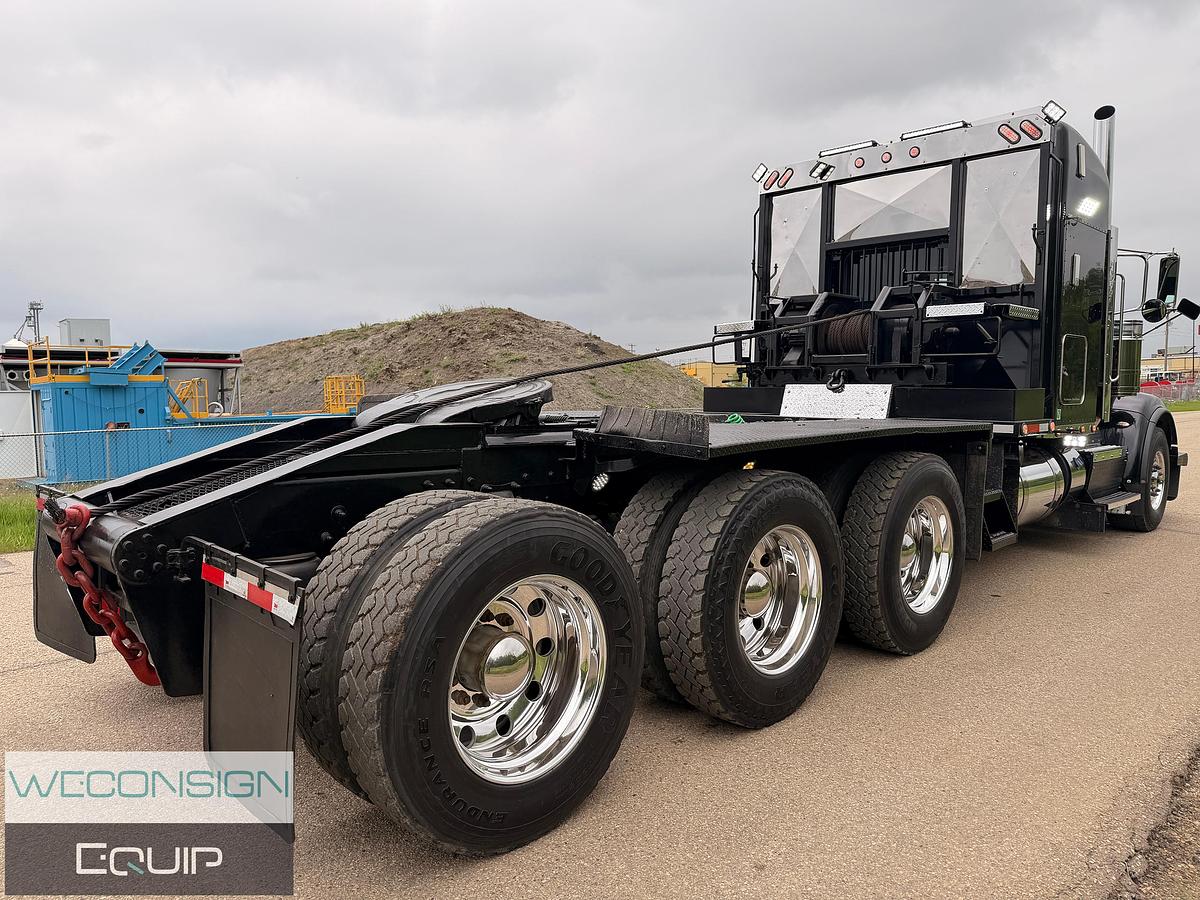 Used 2016 Peterbilt 367 Tri Drive Winch Truck