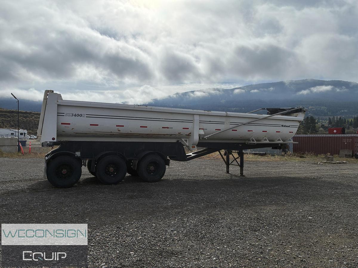 Used 2016 Midland MG37SK3400X End Dump